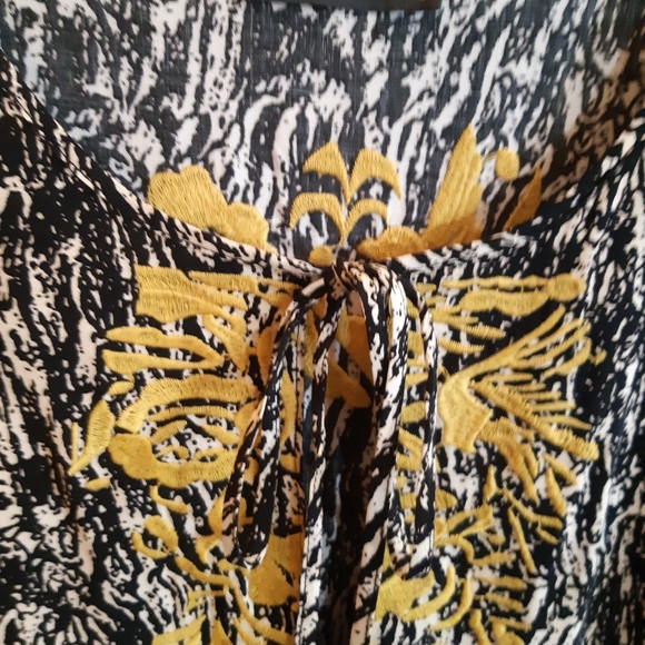 THML Summer Tunic - Picture 9 of 11